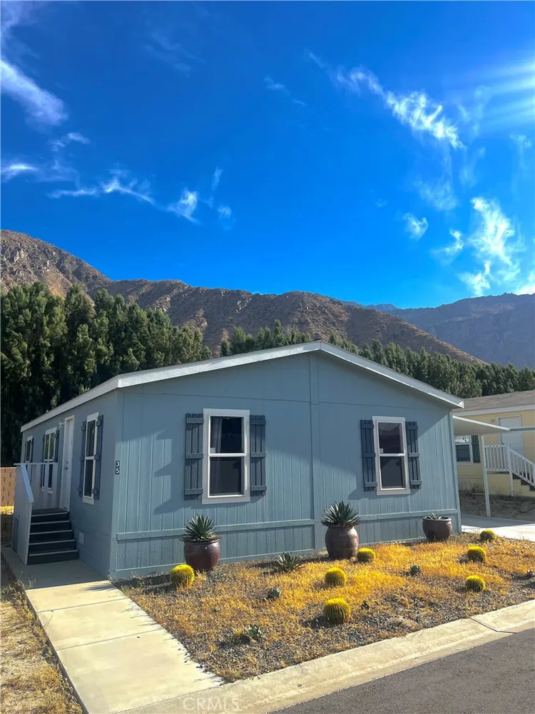 A beautiful modern home in Pasadena
